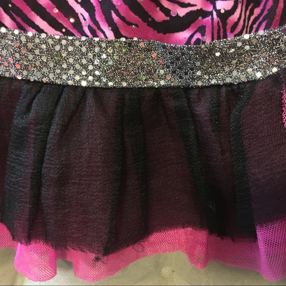 Melissa & Doug Rockstar costume ages 3-6 - Picture 5 of 5